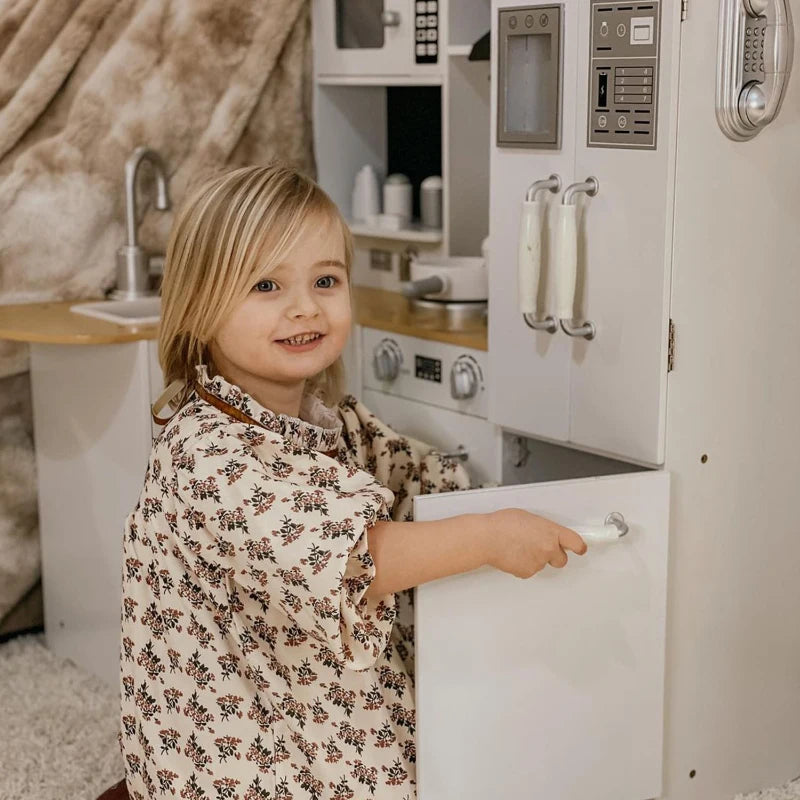 Cucina Giocattolo in Legno per Bambini 3-6 Anni con 14 Accessori, Forno e Lavandino, 82x65x87 cm, Bianco BH5350-106BH5